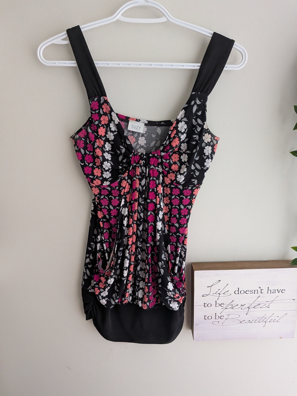 Suzy Shier Vintage Black Top In Excellent Condition
